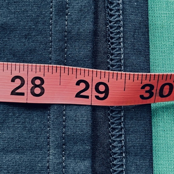 NWOT THE NIKE TEE Dri Fit Patriots Football Graphic Short Sleeve T-Shirt   XXL - Picture 9 of 9